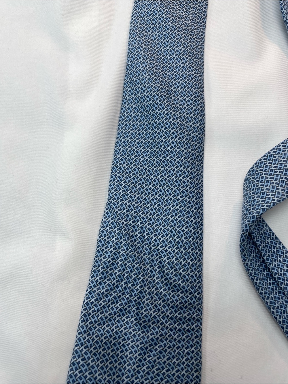 Hermes 100% Silk Men’s Tie Blue “Pont De H” 605837 IA - Picture 4 of 7
